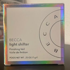 Becca Light Shifter Finishing Veil in Star Child 2